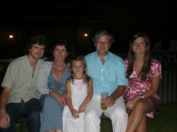 Rafael Gari Gomensoro, Patricia Canessa y sus hijos